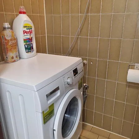 B116, Schoene Ferienwohnung Mit 2 Schlafzimmern * لانشتاين